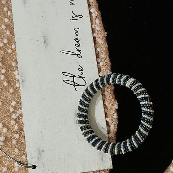 Vintage beaded bracelet - Picture 1 of 3